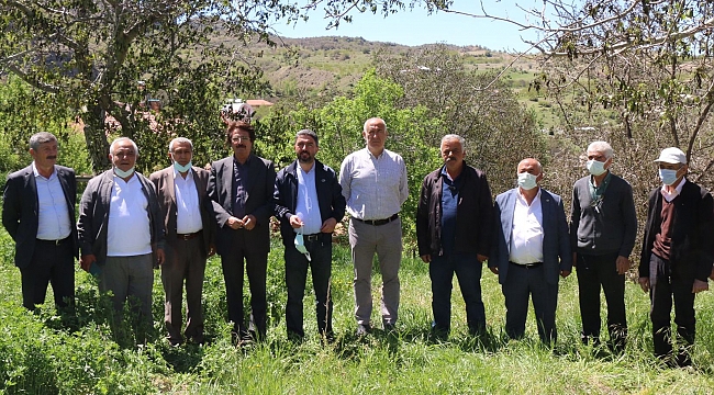 "Dallarda bir tane meyve kalmamış"