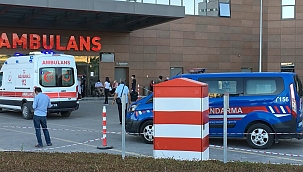 Devrilen kale direği can aldı! 