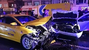 Dört araçlı zincirleme kaza: 2 yaralı