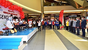 Gençler emeklerini sergiledi! 