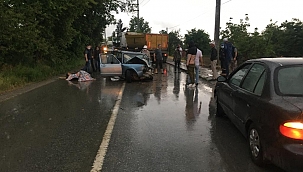 Hatalı sollama kaza getirdi: 2 yaralı 