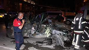 Hurdaya dönen otomobilde can pazarı