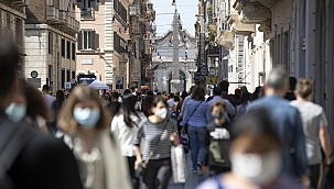 İtalya'da 10 bin 176 yeni vaka daha 