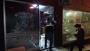 İzmir'de silahlı çatışma: 3 yaralı 