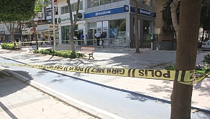 Kaldırımda yürürken vuruldu 