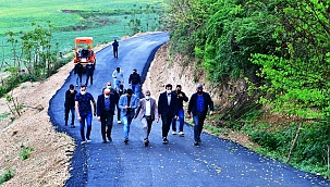 Okul yolunda asfalt dökümü başladı!