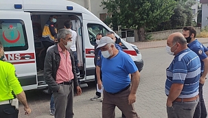 Otomobil iş makinesine çarptı!