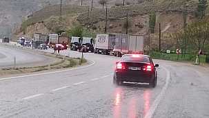 Sağanak yağış taşkınlara neden oldu