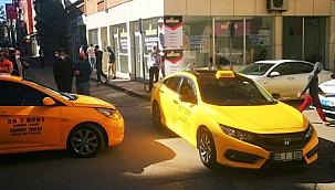 Samsun'da iki taksi çarpıştı: 1 yaralı 