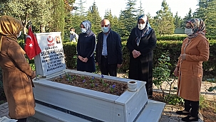 Şehitlikte hüzünlü bayram! 