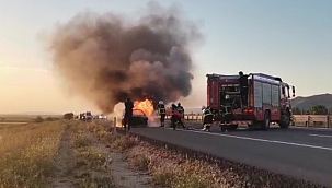 Seyir halindeyken yanmaya başladı 