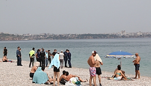 Su altına dalan turist ceset buldu 