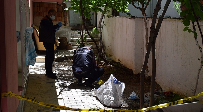 Terastan düşen kadın ağır yaralandı!