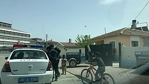 Teyzesinin oğlunu öldürdü!