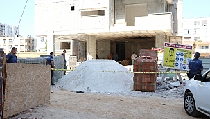 Adana'da inşaatta düşen işçi öldü