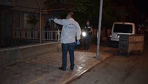 Akrabaların kavgası kanlı bitti: 1 ölü