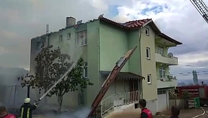 Amasya'da 3 katlı evde yangın 