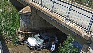 Çavdarhisar'da trafik kazası: 3 yaralı 