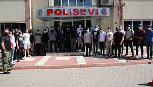 Gençler Gençlik Kampı'na uğurlandı!