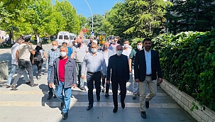 "Gördük ki esnaf kardeşlerimiz de bizi özlemiş"