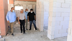 Güder semt kütüphanesini inceledi 