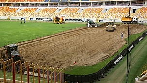 Malatya Stadyumu'nda çim zemin değişiyor