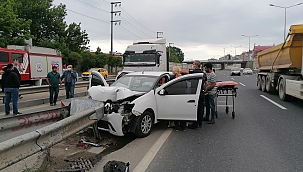 Otomobil bariyere girdi: 1 ağır yaralı
