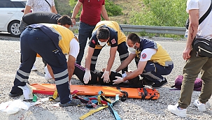 Tur otobüsü devrildi: 15 yaralı