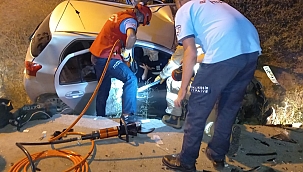 Bandırma'da iki araç çarpıştı : 5 yaralı 