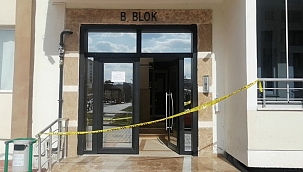 Bir apartmana Covid-19 karantinası