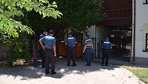 Çatından jeneratörün üzerine düştü!