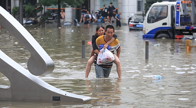 Çin'deki sel felaketi: 25 ölü 