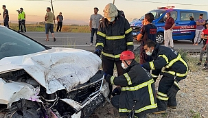 Düğün konvoyunda feci kaza: 4 ölü 