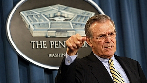 Eski ABD Savunma Bakanı Rumsfeld öldü 