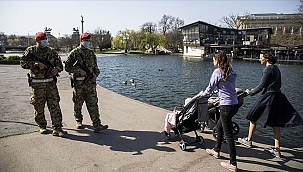 Macaristan'da sağlıkçılara aşı zorunlu