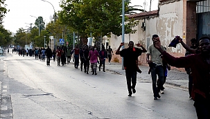 Melilla'ya 238 Afrikalı göçmen geçiş yaptı
