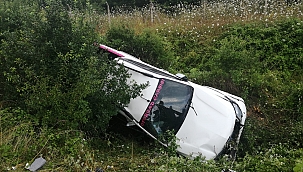 Otomobil refüje yuvarlandı: 1 yaralı 