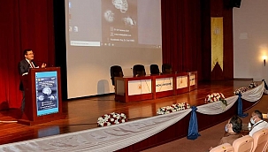 Rektör Kızılay'dan bilimsel kurs vurgusu 