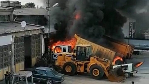 Sanayi Sitesi'nde patlama: 4 yaralı! 
