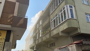 Tadilatı yapılan çatı alevlere teslim oldu 