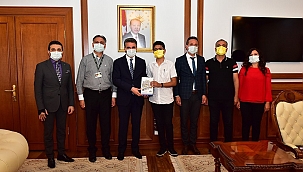 Türkiye birincisi öğrenciye tebrik 