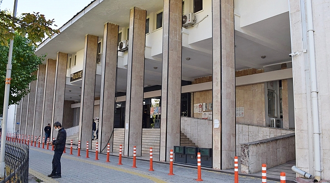 Ünlü cerrahın oğluna otoparkta darp 