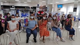 Fabrika çalışanı kadınlara KADES eğitimi 