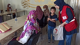 Kuran Kursu öğrencilerine dondurmalı teneffüs 