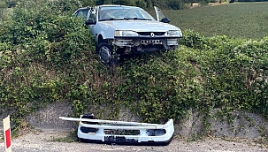 Samsun'da otomobil yoldan çıktı: 1 yaralı 