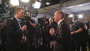 Almanya'da koalisyon görüşmeleri başlıyor