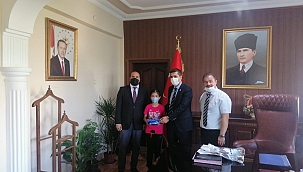 Böçkün'den başarılı öğrenciye hediye