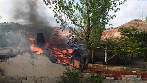 Çiftlikteki ekmek fırınında yangın 