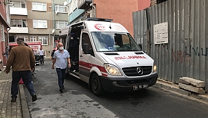 Fatih'te yangın 3 kişi dumandan etkilendi