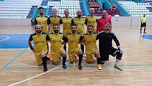 Futsalda Nilüfer Belediyesi zirvede 